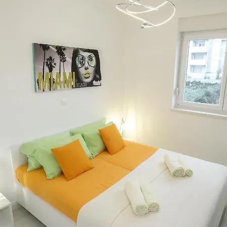 Apartments Tomana Novalja Exterior photo